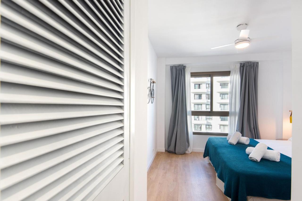 Aloha Puerto Private Apartment 1St Line Carihuela Beach Торремолинос Экстерьер фото