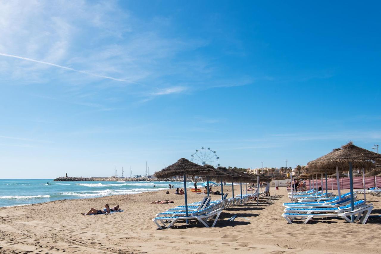 Aloha Puerto Private Apartment 1St Line Carihuela Beach Торремолинос Экстерьер фото